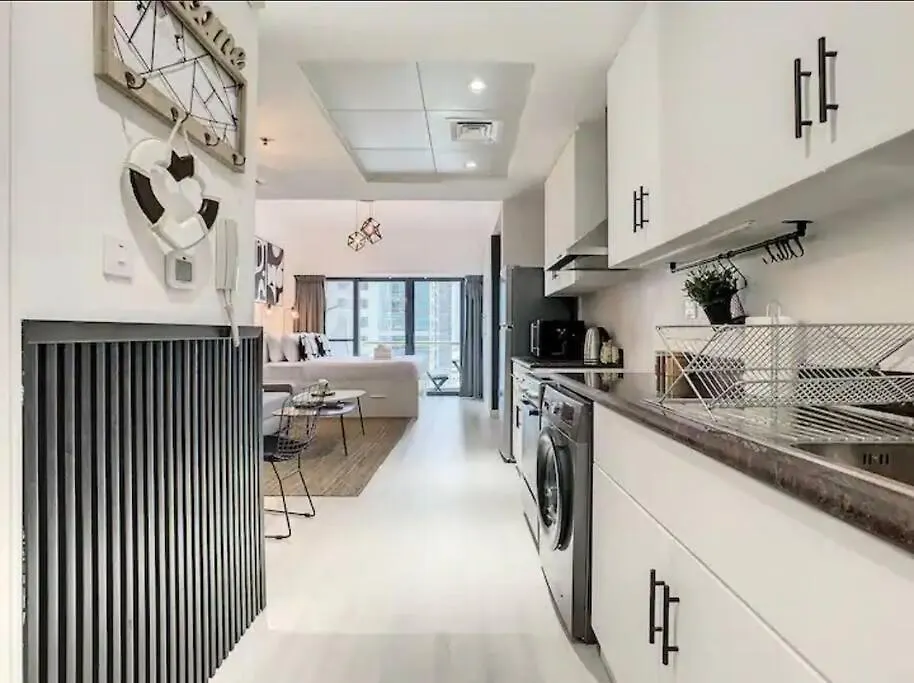 דובאי Luxury Modern Studio In Jlt With Amazing View & Rooftop Pool - Sleeps 3 0*,  איחוד האמירויות הערביות