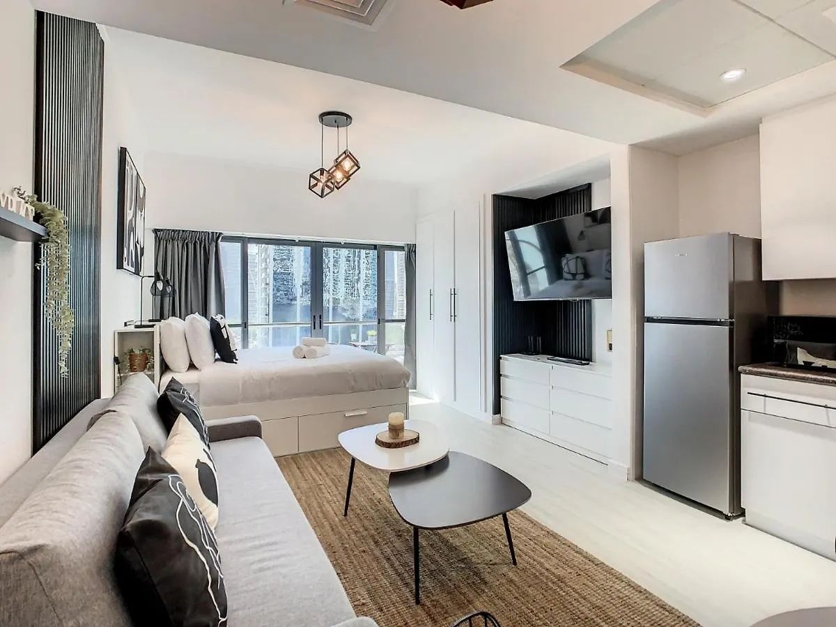 Apartment Luxury Modern Studio In Jlt With Amazing View & Rooftop Pool - Sleeps 3 Dubai